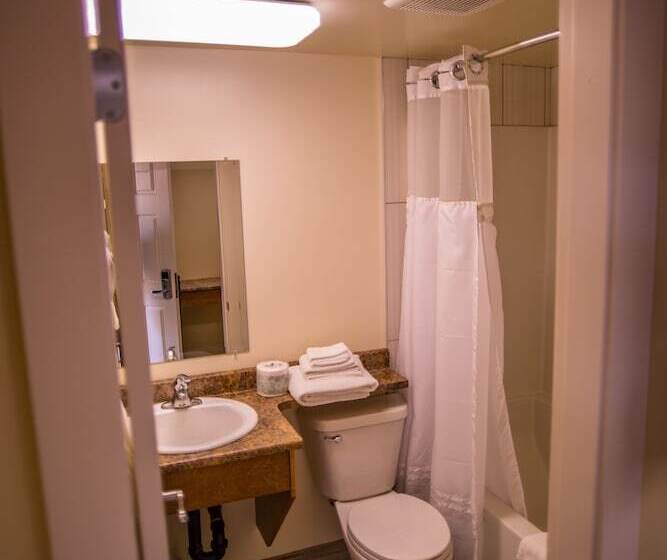 标准间, Sahara Courtyard Inn Penticton