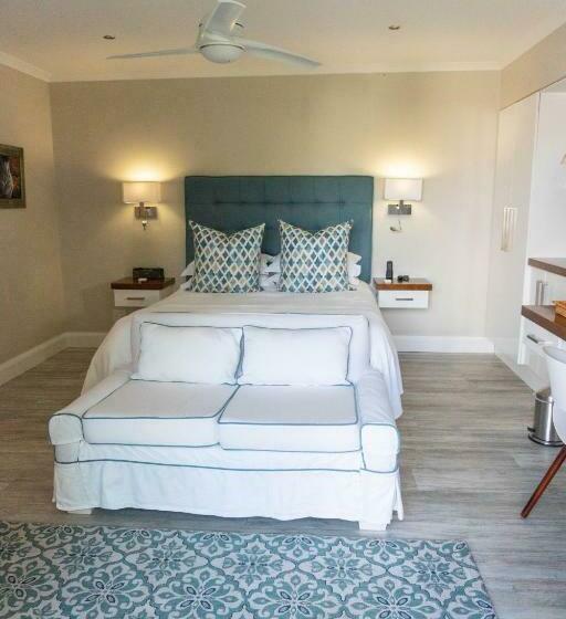 חדר סטנדרט, Admiralty Beach House