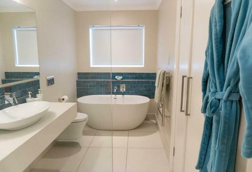 חדר סטנדרט, Admiralty Beach House