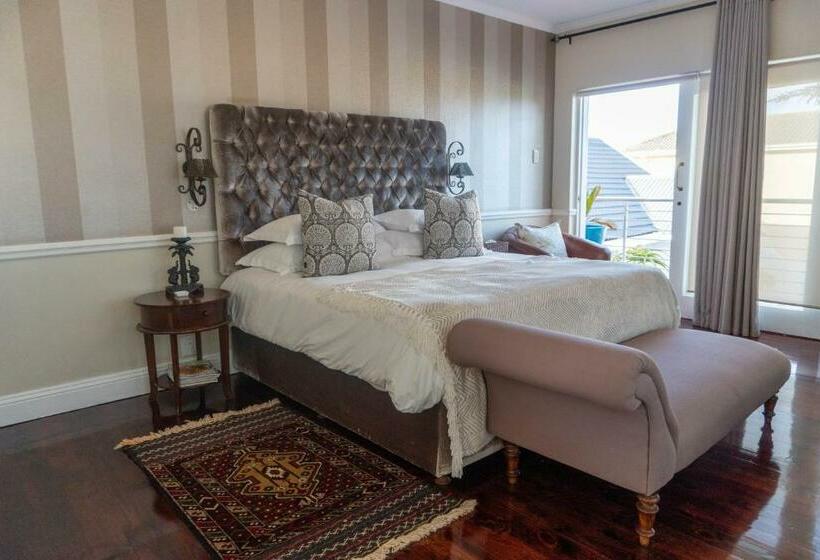 חדר סטנדרט, Admiralty Beach House