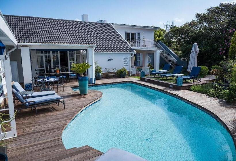 סוויטה משפחתית, Admiralty Beach House