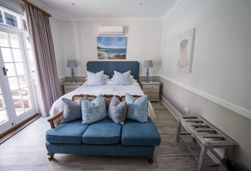 סוויטה משפחתית, Admiralty Beach House