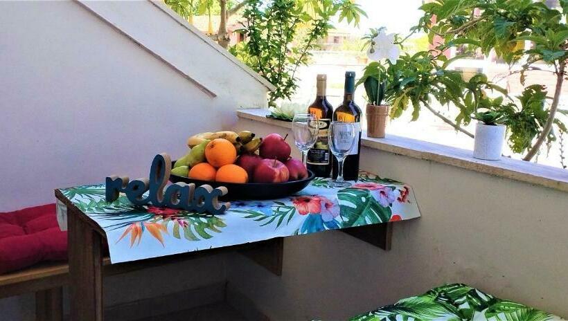 带露台的标准工作室, Eleni Apartments Sant George Beach