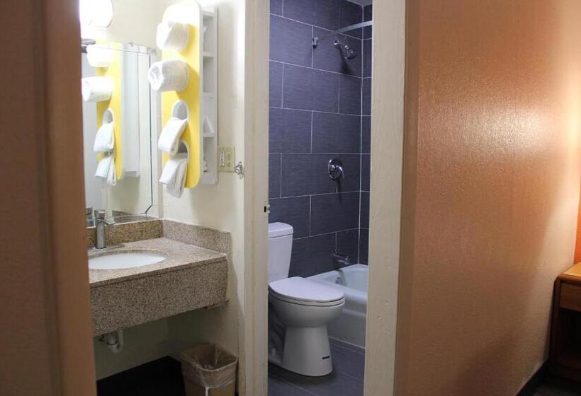 スタンダード４人部屋, Quality Inn