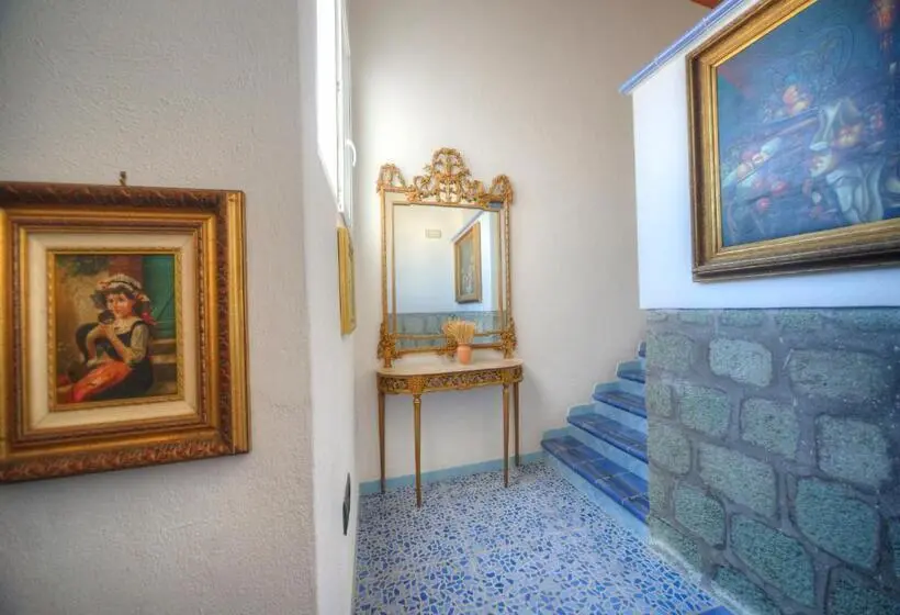 ファミリールーム, Room In B&b   Ischia, Forio With A Breathtaking View, Above The Poseidon Gardens For 5 People