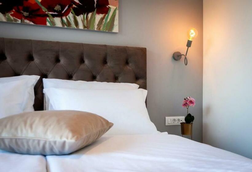 Номер Deluxe Вид на Море с Балконом, Boutique Residence Arion