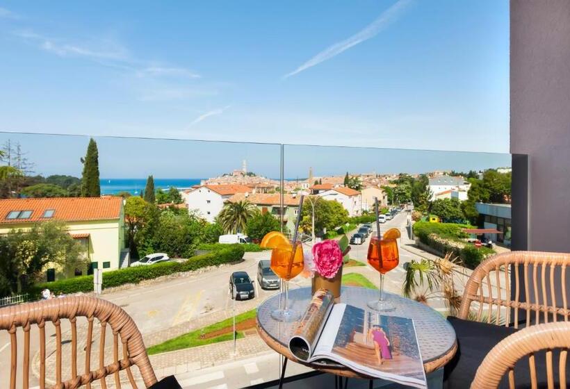 Номер Deluxe Вид на Море с Балконом, Boutique Residence Arion