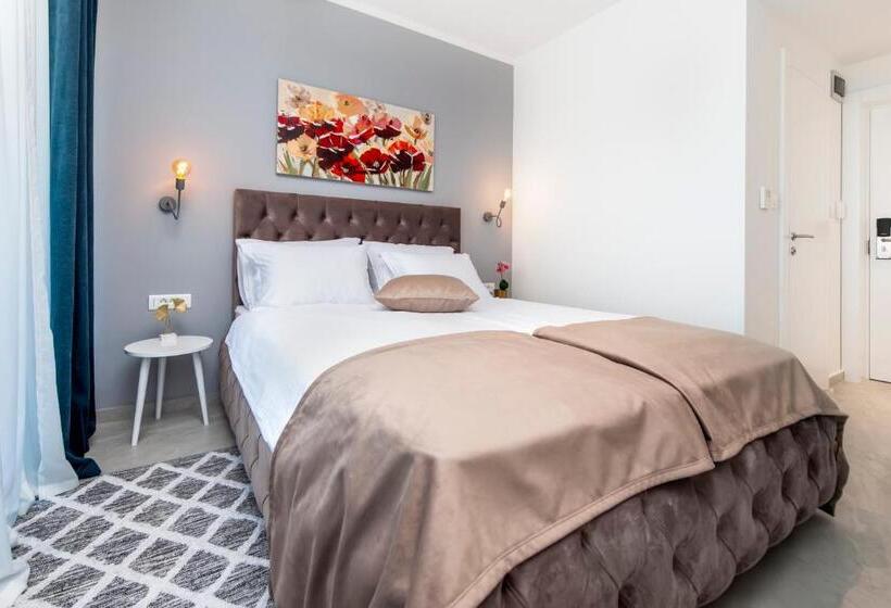 Номер Deluxe Вид на Море с Балконом, Boutique Residence Arion