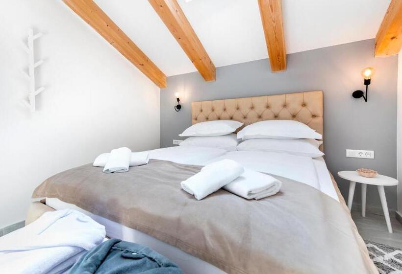 Пентхаус, Boutique Residence Arion