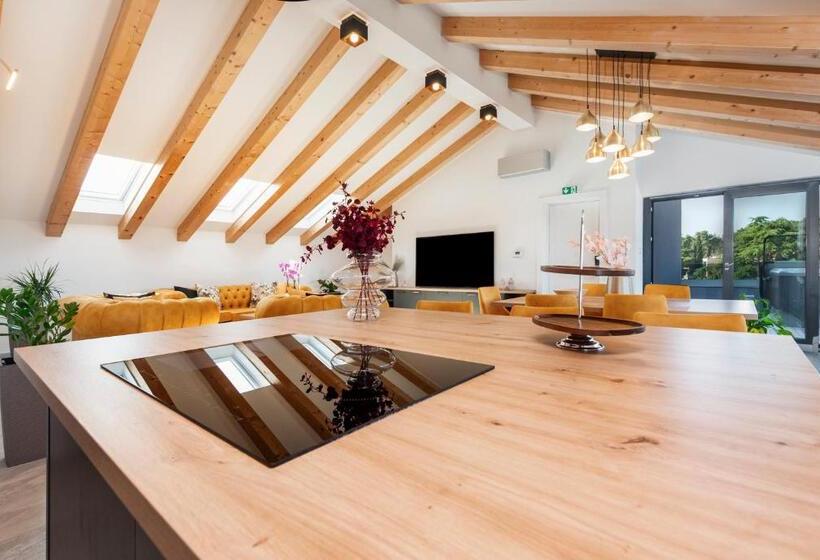 Пентхаус, Boutique Residence Arion