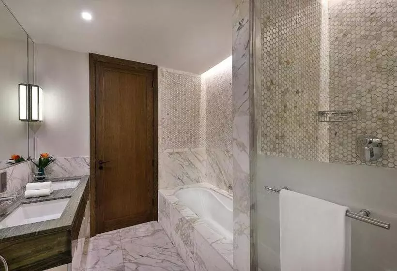 2 Bedrooms Apartment City View, Assila, A Luxury Collection Hotel, Jeddah