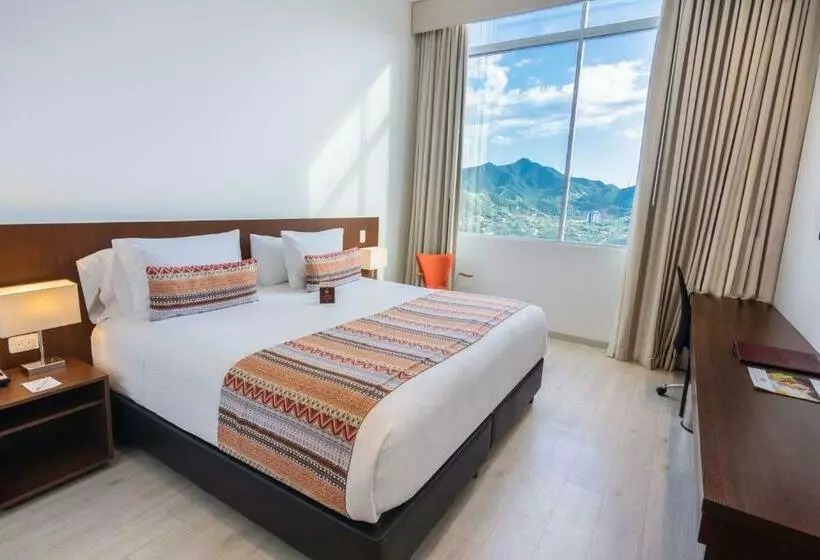 キングサイズベッドのデラックスルーム, Best Western Plus Santa Marta
