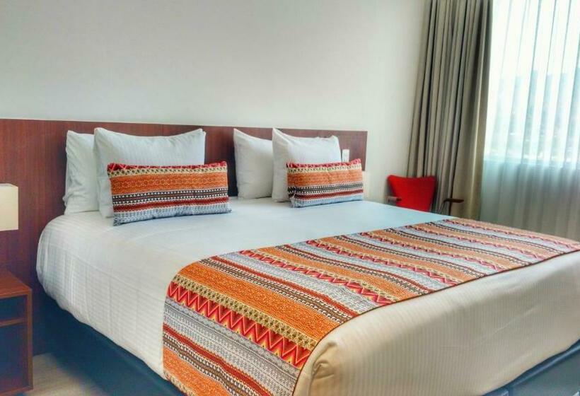 Номер Deluxe Кровать Кинг, Best Western Plus Santa Marta