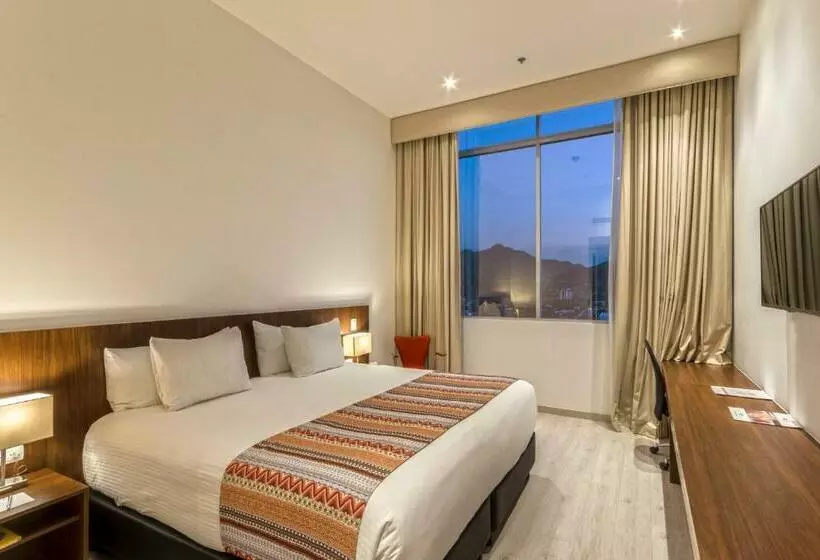 キングサイズベッドのデラックスルーム, Best Western Plus Santa Marta