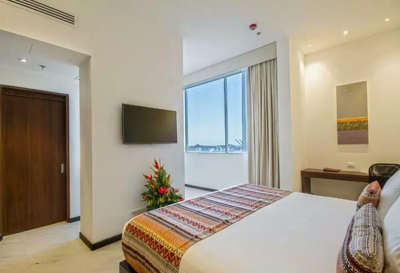 キングサイズベッドのスイートルーム, Best Western Plus Santa Marta