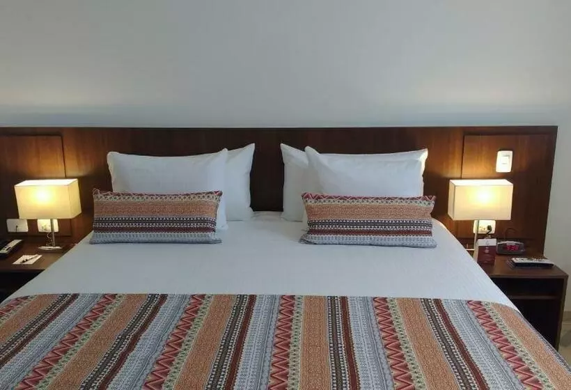 キングサイズベッドのスイートルーム, Best Western Plus Santa Marta