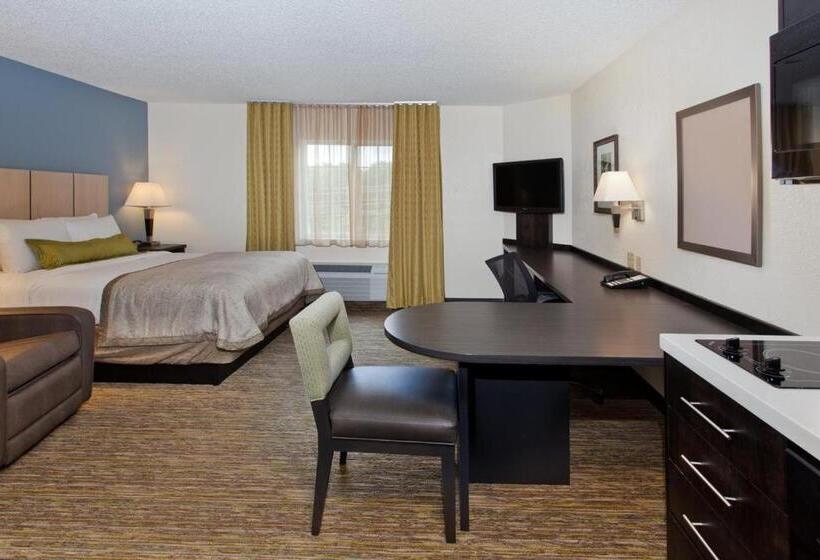 غرفة قياسية سرير ملكى لذوى الإحتياجات الخاصة, Candlewood Suites Belle Vernon, An Ihg