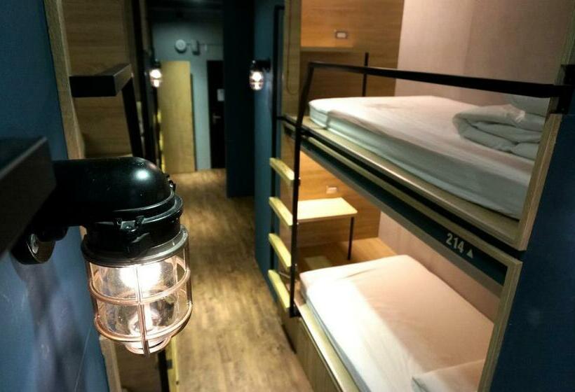 Capsule, Dongmen 3 Hostel