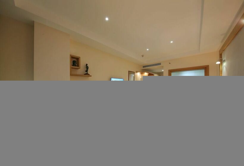 غرفة ديلوكس مطلة على المدينة, Golden Tulip Westlands Nairobi