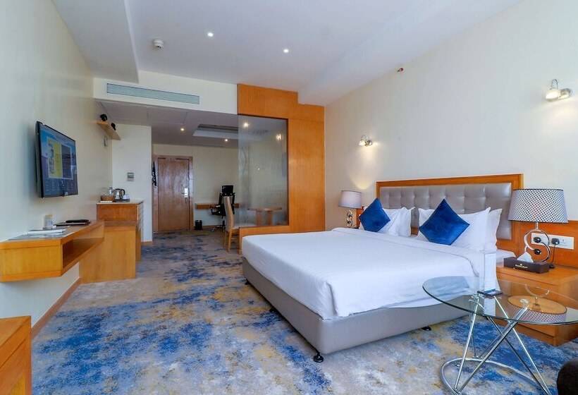 غرفة ديلوكس مطلة على المدينة, Golden Tulip Westlands Nairobi