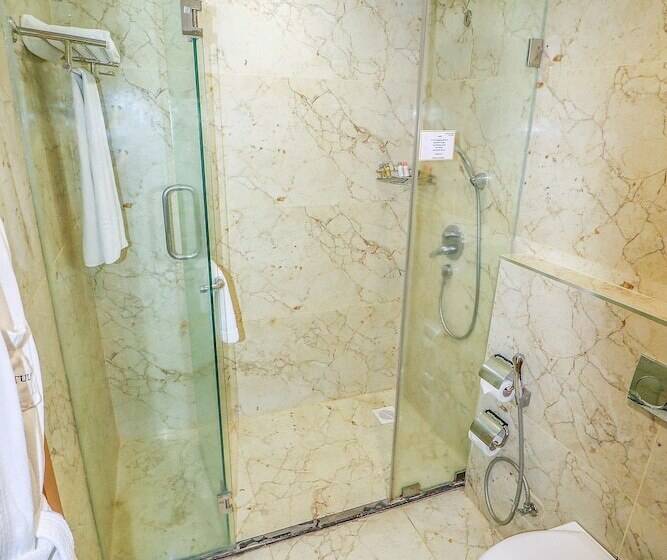 غرفة ديلوكس مطلة على المدينة, Golden Tulip Westlands Nairobi