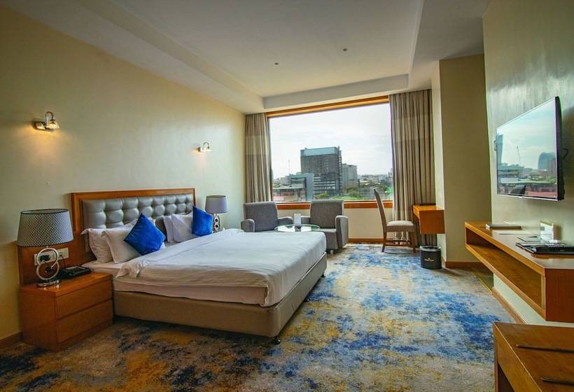 غرفة ديلوكس مطلة على المدينة, Golden Tulip Westlands Nairobi