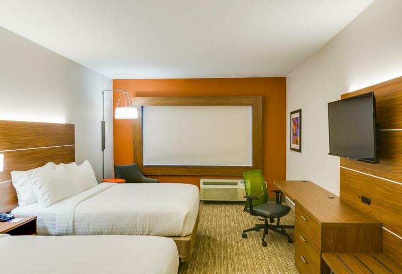 غرفة قياسية لذوى الاحتياجات الخاصة, Holiday Inn Express & Suites Russellville, An Ihg