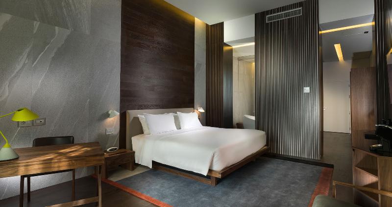 带大床的套房, Holiday Inn Hamburg   City Nord, An Ihg