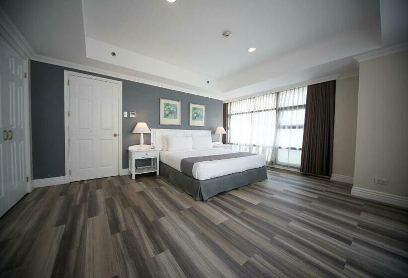 스위트, Infinity Tower Suites