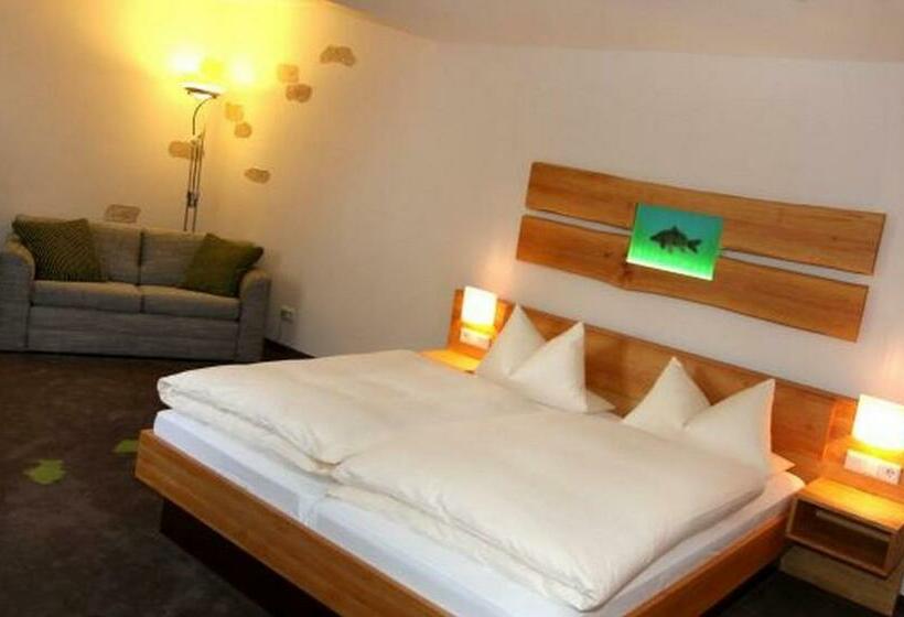标准间, Karpfenhotel & Herrenhaus Im Gasthaus Sindel Buckel