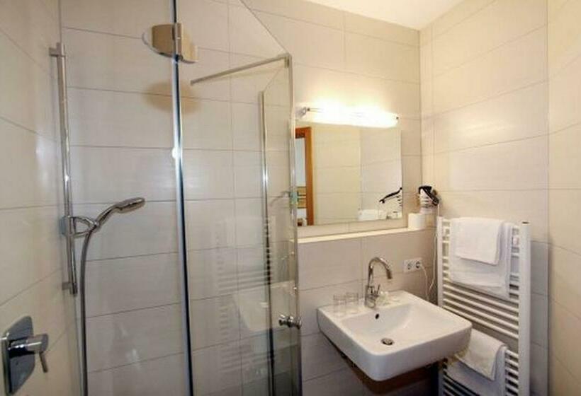 标准间, Karpfenhotel & Herrenhaus Im Gasthaus Sindel Buckel