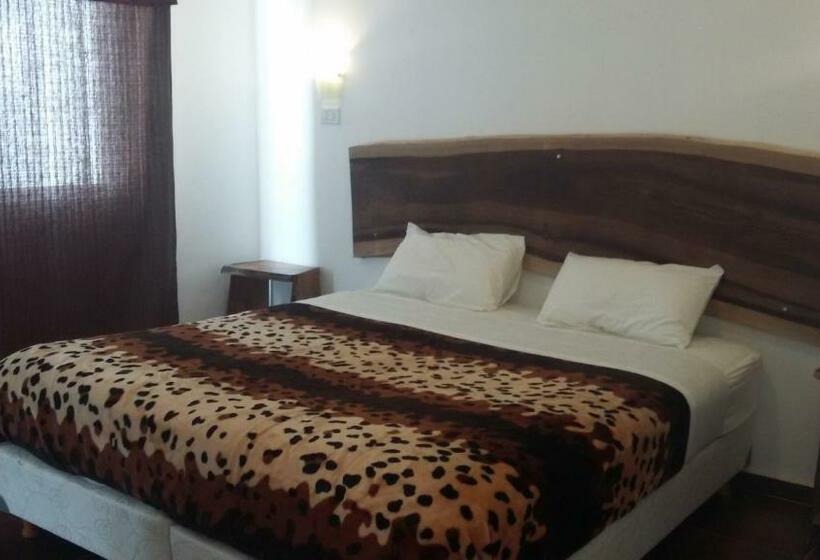 חדר סופריור עם מיטת קינג, Kelta Hotel Puerto Iguazu