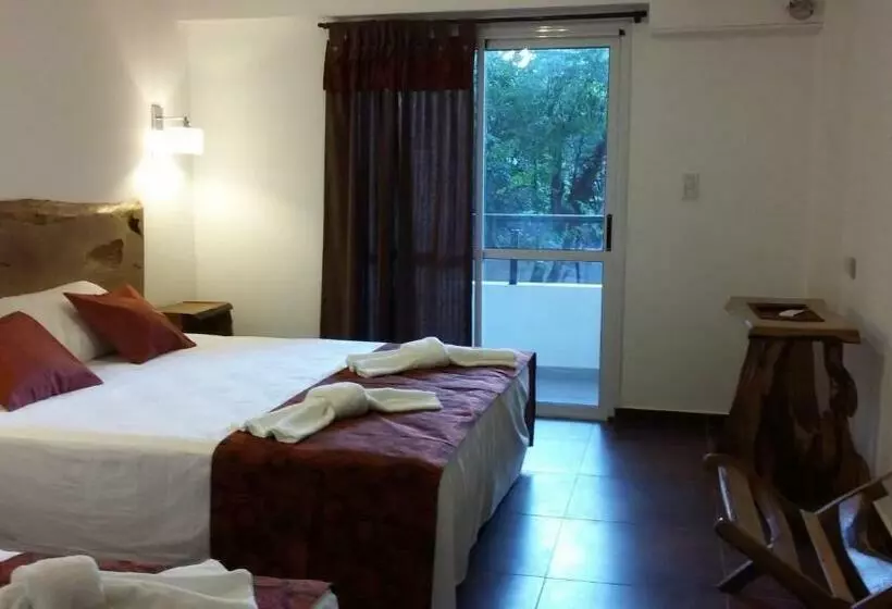 スーペリアトリプルルーム, Kelta Hotel Puerto Iguazu