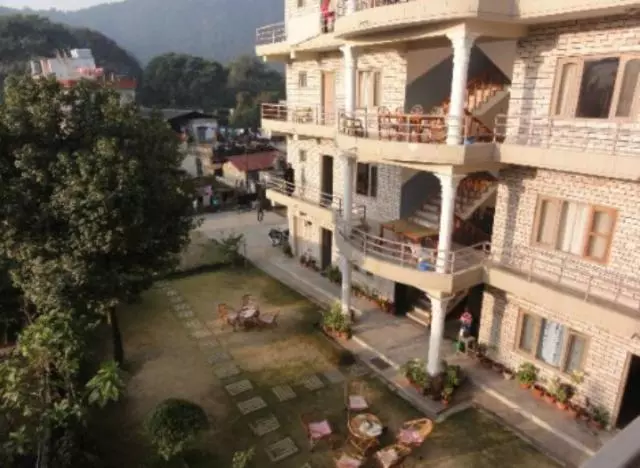 اتاق استاندارد, Lotus Inn