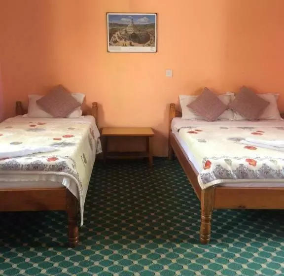 اتاق استاندارد, Lotus Inn