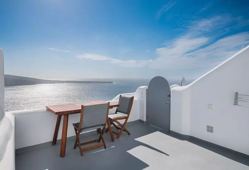 プール付きジュニアスイート, Maregio Suites