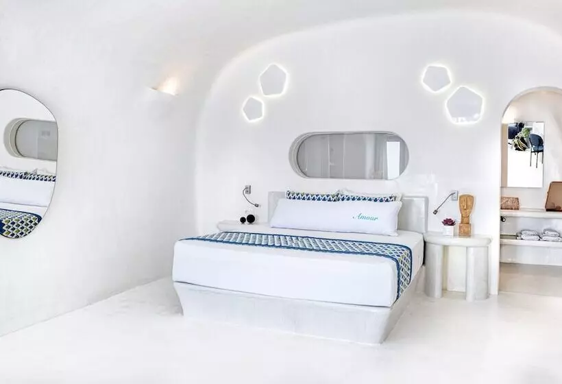 プール付きジュニアスイート, Maregio Suites