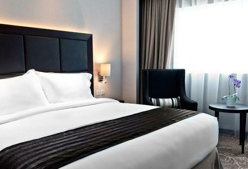 Номер Deluxe, Melia Makassar