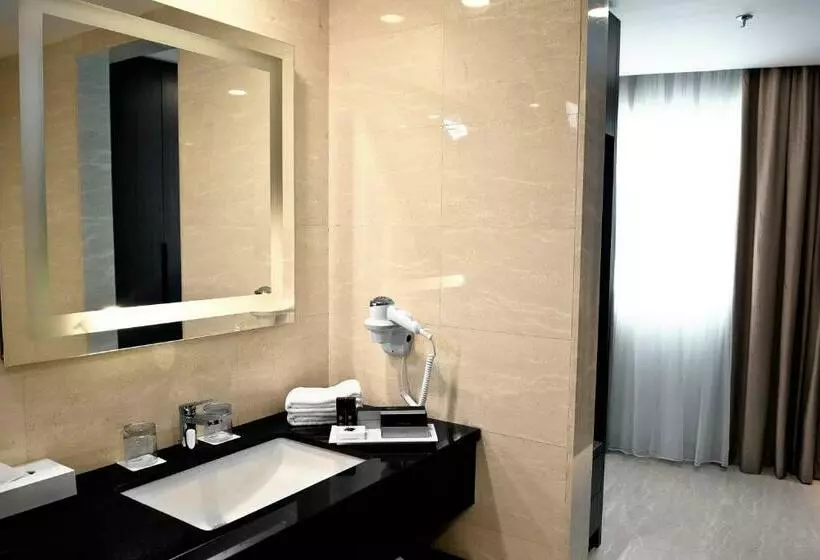 デラックスルーム, Melia Makassar