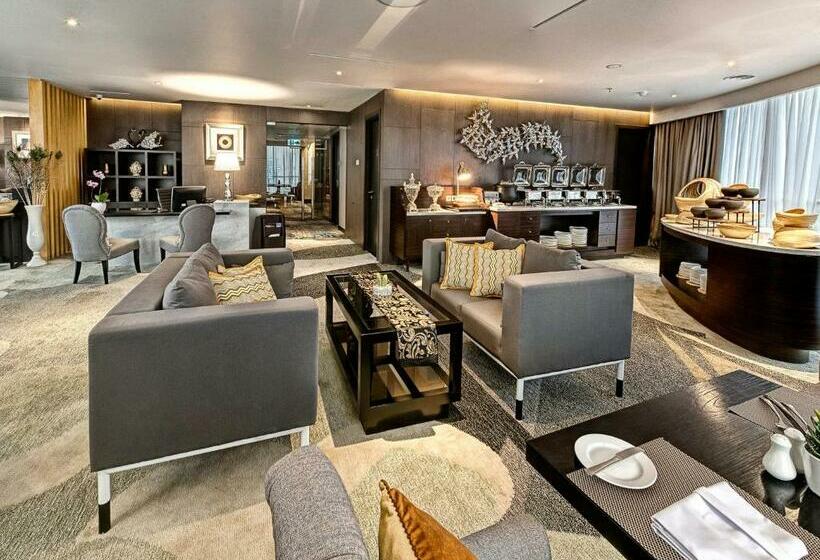 行政房间, Melia Makassar