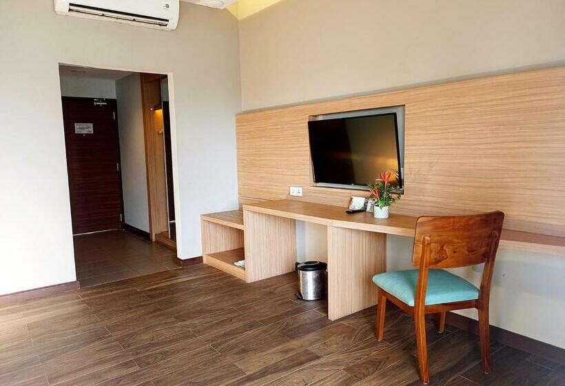 小型套房带海景, Manado Tateli Resort And Convention