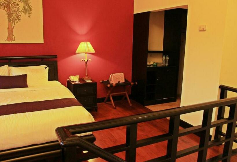 Suite Duplex, Manado Tateli Resort And Convention