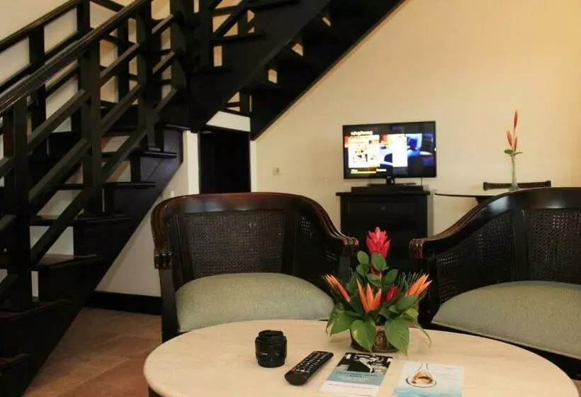 メゾネットスイート, Manado Tateli Resort And Convention