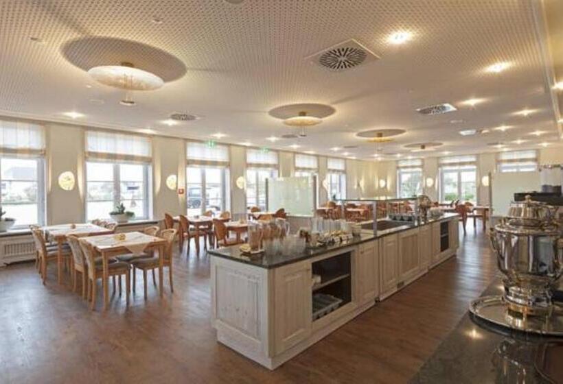 标准间, Neuwarft Altbau