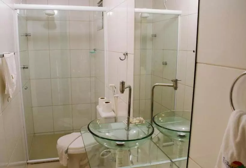 اتاق لوکس سه تخته, Pousada Tambaú
