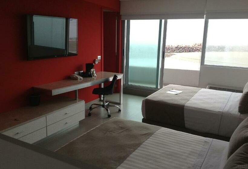 스탠다드 룸 더블 침대 2개, Punta Azul