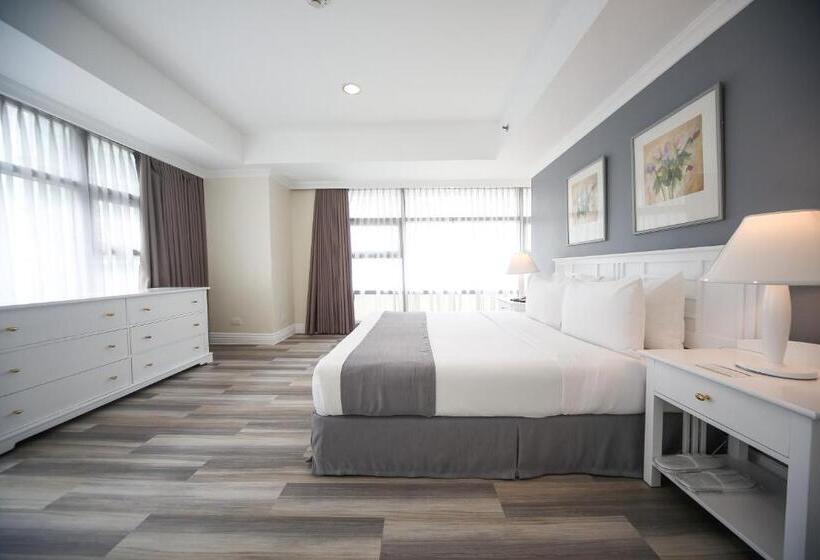 이그제큐티브 스위트, Infinity Tower Suites