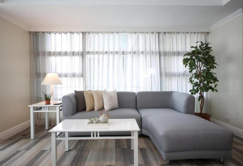 이그제큐티브 스위트, Infinity Tower Suites