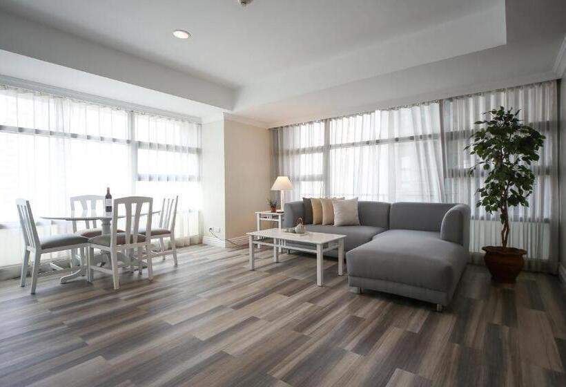 이그제큐티브 스위트, Infinity Tower Suites