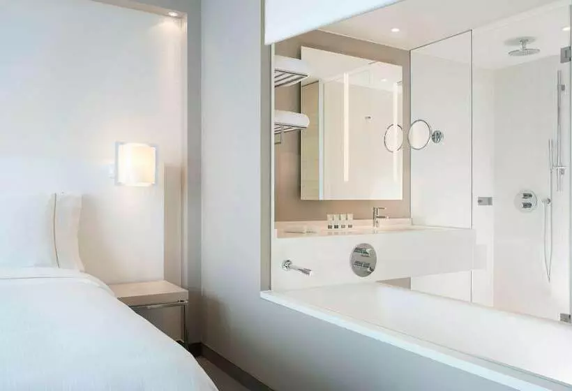 Deluxe-huone Kaupunkinäkymä, The Westin Hamburg